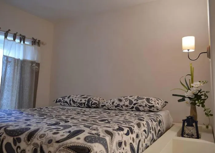 Cieli Di Dante بيت ضيافة