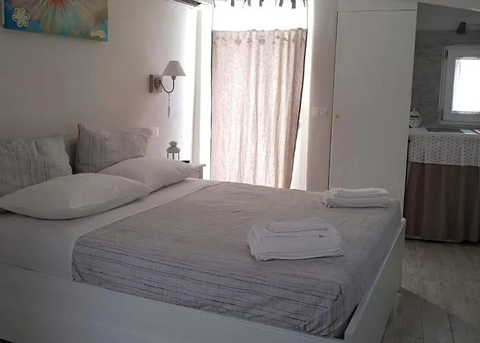 Cieli Di Dante بيت ضيافة كونفيرسانو